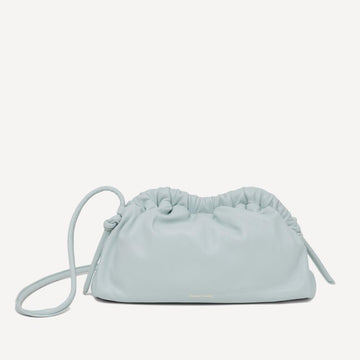 Die Pouch-Clutch aus Leder