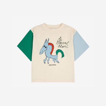 T-shirt a colori di dinosauro