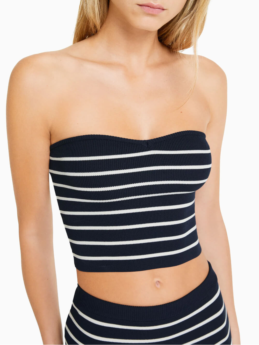 Bandeau-Crop-Top aus gestreiftem Strick