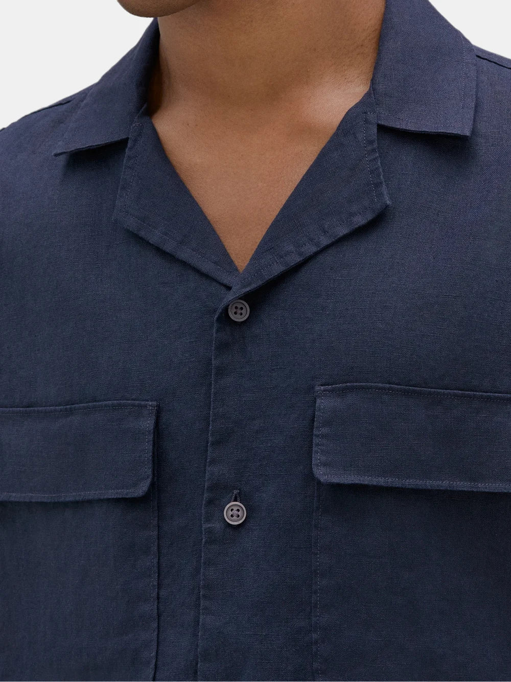 Das Ärmel-Kakao-Shirt