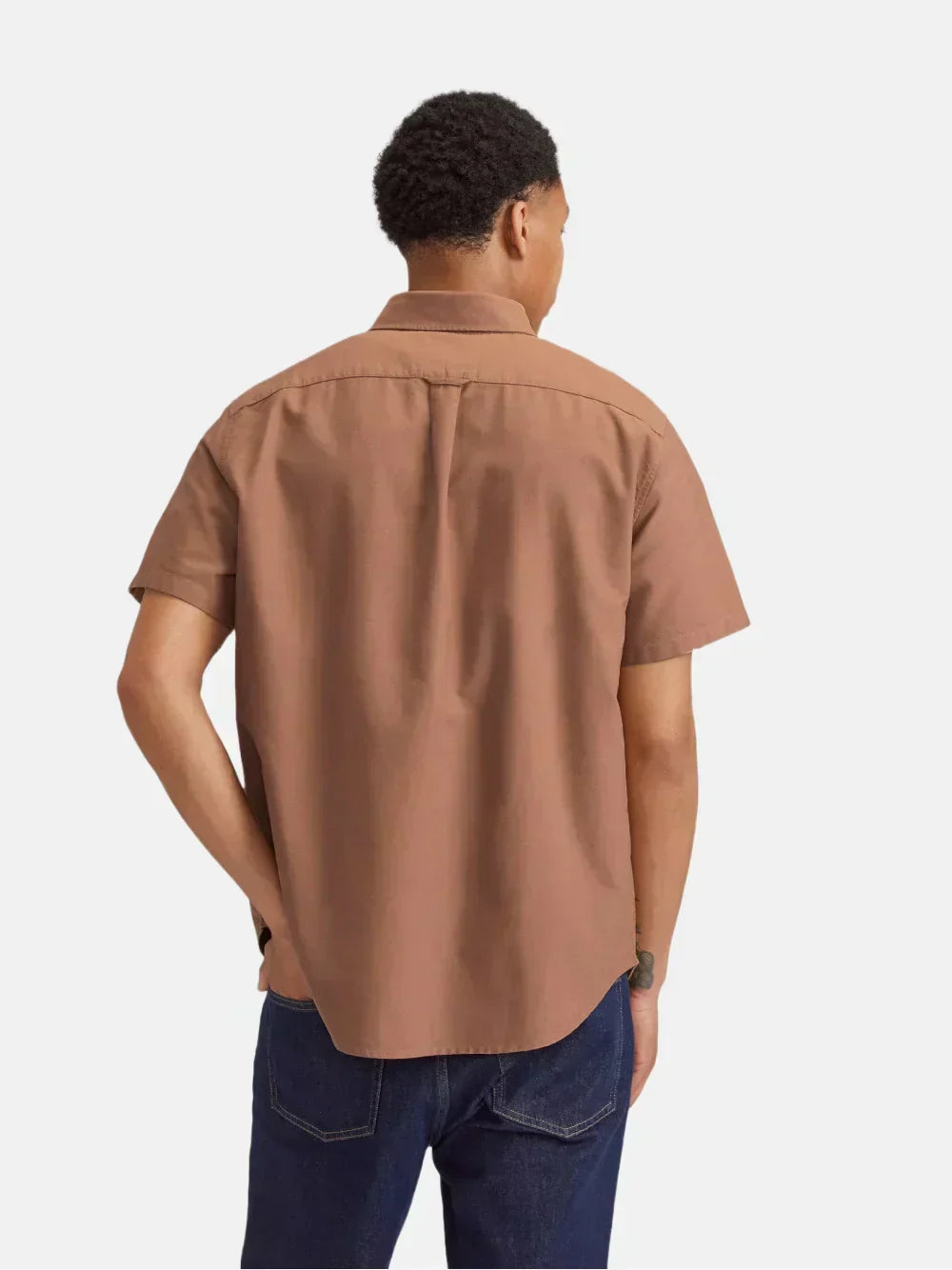 Das Ärmel-Kakao-Shirt